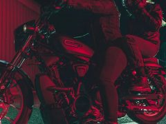 nightster-sp-media-carousel-2